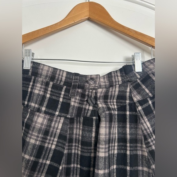 Free People Plaid Serena Micro Skort Black Gray size 8 preppy academia 90s - Picture 11 of 14